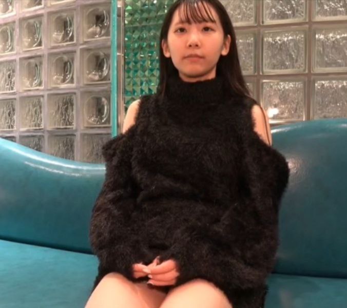 穴诱惑，女主播喷水大秀，自慰到白浆流出